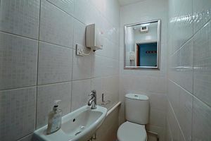 WC- click for photo gallery